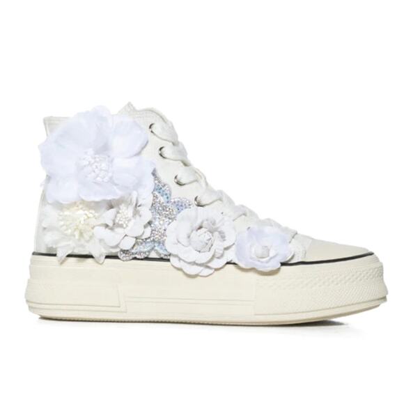 AZALEA WANG Penny Lane Flower Embellished platform canvas Sneaker White size 6 - Picture 4 of 13